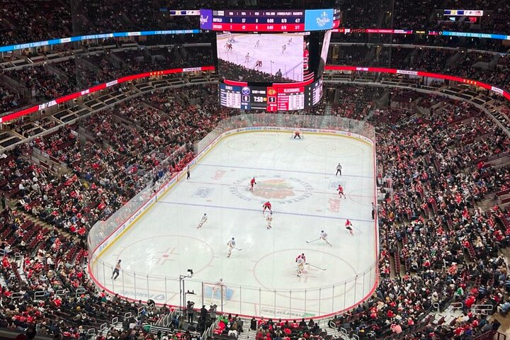 Chicago Blackhawks Ice Hockey Game Ticket at United Center - Photo 1 of 9